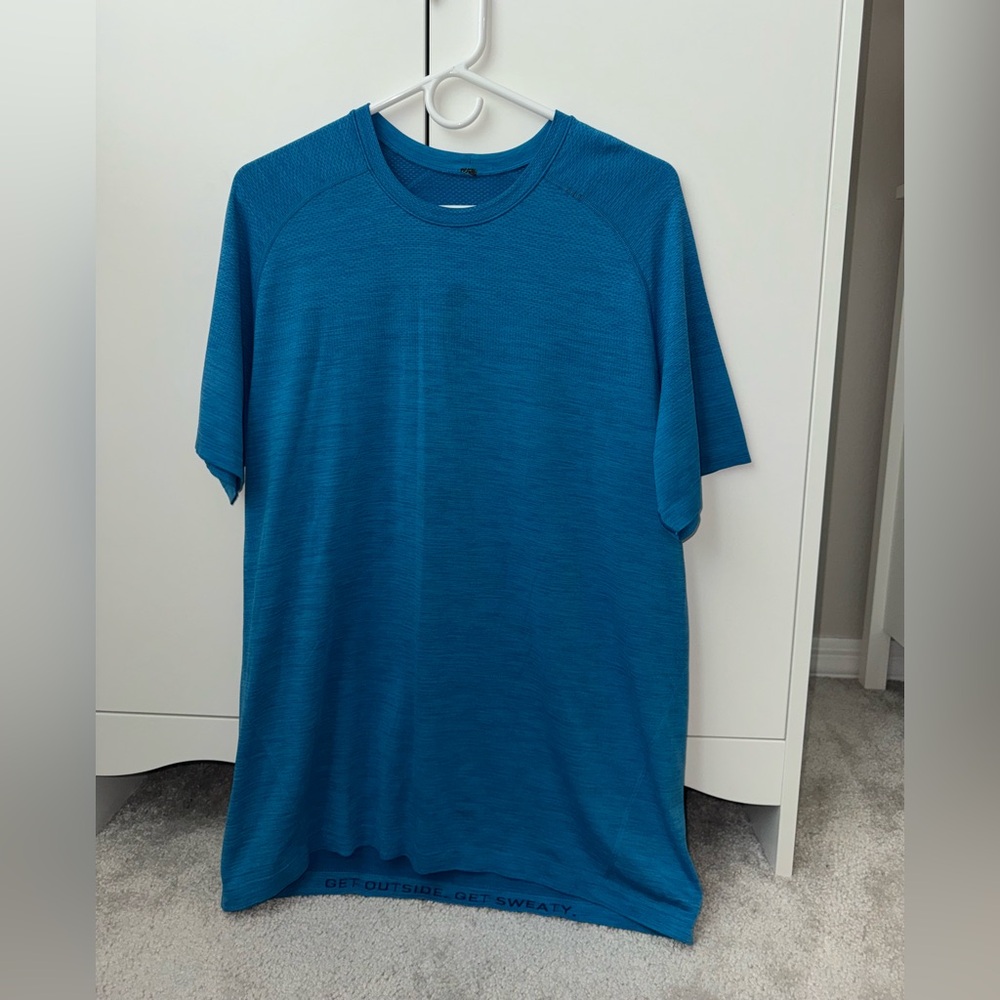 Lululemon Metal Vent Tech short Sleeve